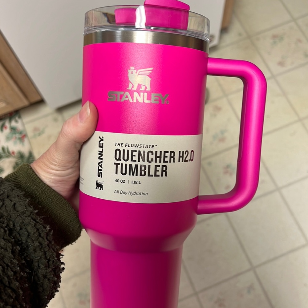 Stanley 40 oz tumbler